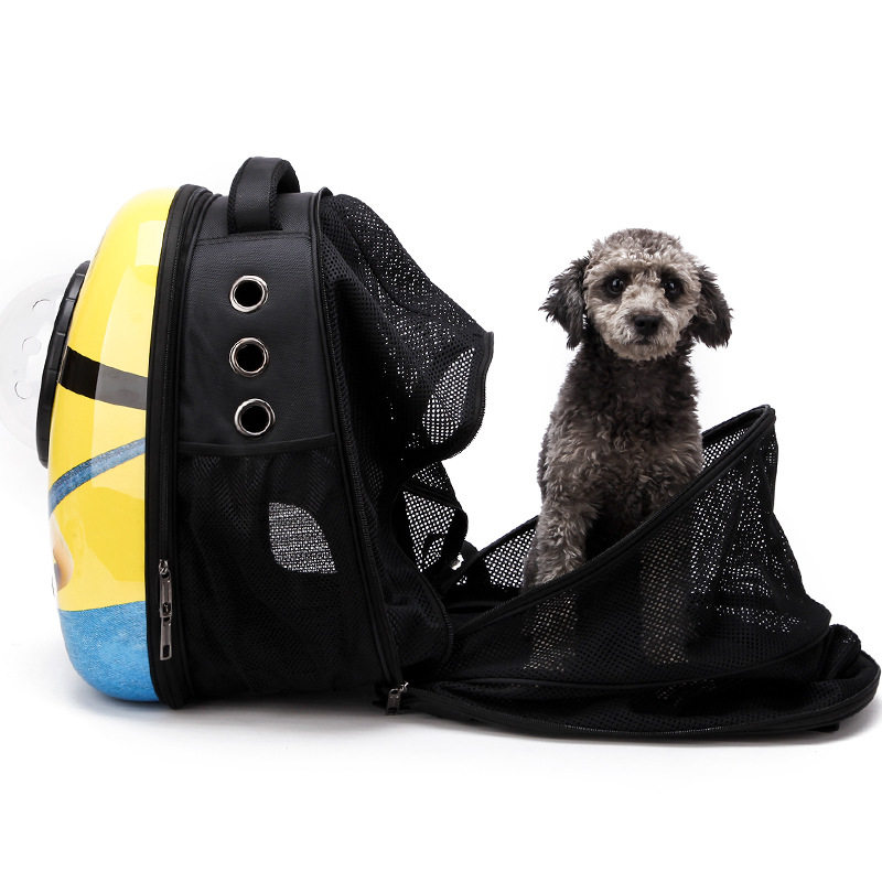 Expandable pet backpack